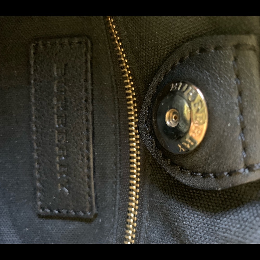 Burberry Little Crush Crossbody Bag - Picture 4 of 6